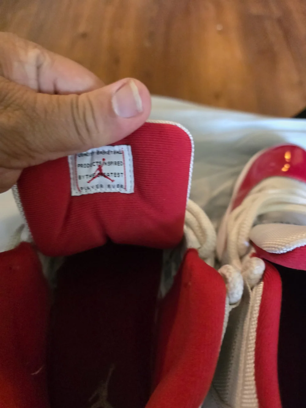 Jordan 11 'Cherry', size 10